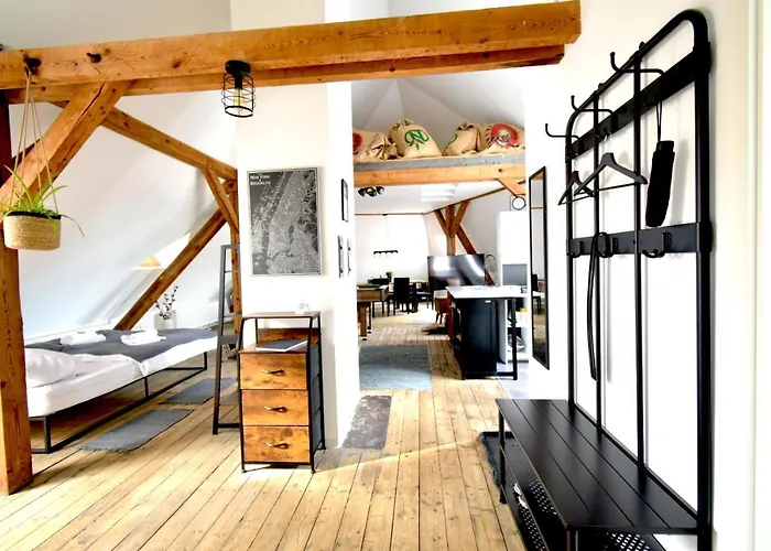 Black Billard L Loft Fuer 2-5 Personen L Wohlfuehlen In Altstadtnaehe 公寓 *