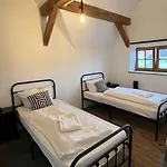 Black Billard L Loft Fuer 2-5 Personen L Wohlfuehlen In Altstadtnaehe * 兰茨胡特