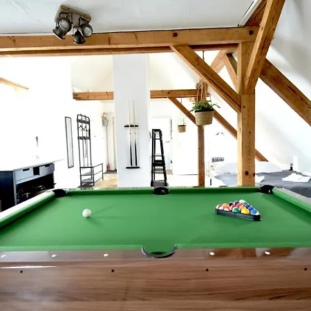 Black Billard L Loft Fuer 2-4 Personen L Wohlfuehlen In Altstadtnaehe *