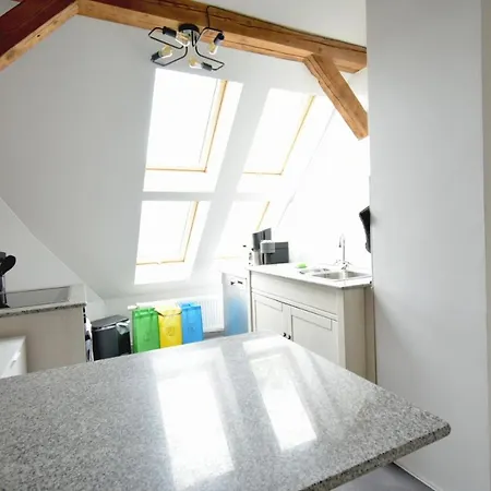 Black Billard L Loft Fuer 2-4 Personen L Wohlfuehlen In Altstadtnaehe *