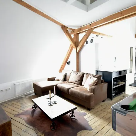 Black Billard L Loft Fuer 2-5 Personen L Wohlfuehlen In Altstadtnaehe Appartement *