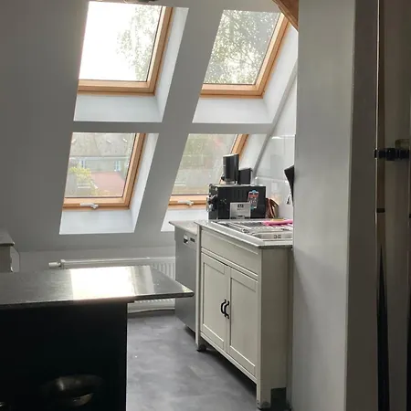 Apartment Black Billard L Loft Fuer 2-5 Personen L Wohlfuehlen In Altstadtnaehe